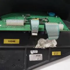 Crown 819883-002-01 | display for ESR5000