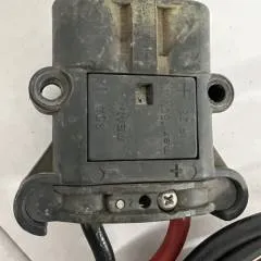 Zivan F6BOMW-01040X-1 | NG1 24V37.5A 230v sn. 1709412963 80A Rema battery connector