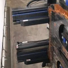 Cascade unknown | White goods clamb 21G85404 R0 sn. VER1076036-4R0 1600 kg on 800mm cariage width 1.61 mtr Plates 1.37 width 1,18 mtr high FEM 2-3-4 weight 1062 kg year 2018