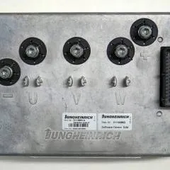 Jungheinrich 51168614 | Rij regeling Drive controller complete with internal charger AS2403iC index B Sw. 2,04 51190862 sn. SAOX10019491 from EMC year 2020