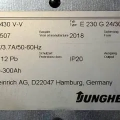 Jungheinrich 51044544 | build in charger ELG2430 V-V 24V/30A 100-300Ah sn. B0112507