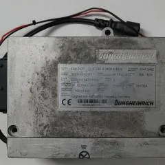 Jungheinrich 51413482 | build in charger model ELH2435 E230 G24/35 B-ELH 24V10A LI-ION SW Appl 51663893 SW BL 51579272 Sw V1.08 sn. SC9X00012171 from EJD115i year 2019