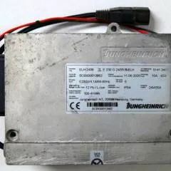 Jungheinrich 51413482 | build in charger model ELH2435 E230 G24/35 B-ELH 24V10A LI-ION SW Appl 51784249 SW BL 51579272 Sw V1.09 sn. SC9X00012952 from EJD115i year 2019