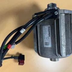 Jungheinrich 51050621 | Drive motor AF 4D4-L1 I/N 1011130 3 x14V 1,0 KW sn. JA184211282