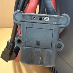 Hawker unknown | Charger for Next Sys batteries 24V36A 1085w 200-240 Vac sn. SCA352027