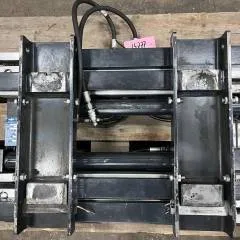 Cascade UPF2-0508RO | Forkpositioner Fem2B Capacity 1500 kg at 500mm Total width 850mm Minimum width 535mm Maximum width 1610mm Year 2011 sn. VER845833-2RO