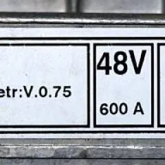 OM 20220055 | Controller 48V600A Lac 1 Sw. BAS V.0.10 Betr. V.0.75  8.436628 0915220 1104 10DE04002068 from OM XR12 year 2011