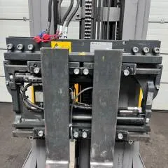 Kaup 2T160B | Forkpositioner capacity 2500 kg at 500 mm max width 605mm min width 360mm total width 750mm year 2017 sn. 675851/002